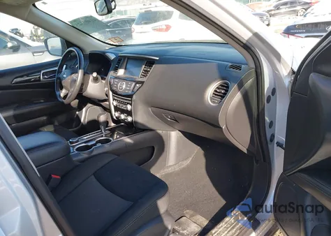 2018 Nissan Pathfinder Sv z USA, uszkodzony, nr VIN 5N1DR2MM4JC653488